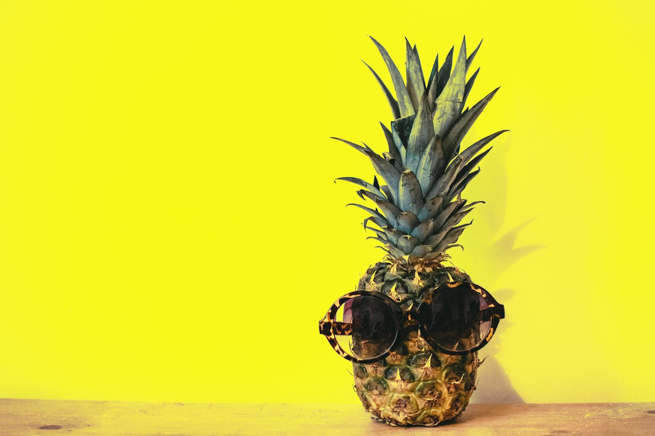 Pineapple is another tropical treat that offers a significant amount of vitamin C. A cup of pineapple chunks provides around 79 mg of vitamin C. Pineapples are also known for their digestive enzyme bromelain, which aids digestion. Regular consumption can support joint health and reduce the risk of chronic diseases. :: Pexels