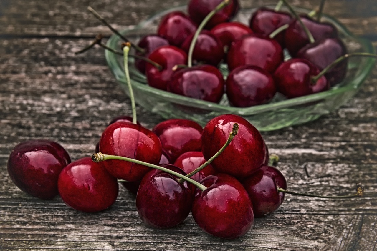 <p> Tart cherries, particularly Montmorency cherries, are one of the richest sources of melatonin. Studies have shown that consuming tart cherry juice can increase melatonin levels and improve sleep duration and quality. They can be enjoyed as a juice, added to smoothies, or eaten as a snack to help you wind down in the evening. Regular consumption of tart cherries has been linked to improved sleep patterns and better overall health.</p> :: Pexels