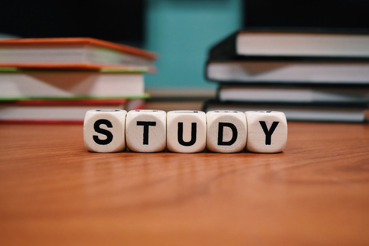 <p> When it comes to studying effectively, there’s no one-size-fits-all approach. Different techniques work for different people, and understanding how to study effectively can make a world of difference in your learning journey. Whether you’re a high school student prepping for finals, a college student tackling complex subjects, or an adult learner looking to pick up new skills, these ten study techniques can help you optimize your learning process. Let’s dive into these effective strategies for better study habits! </p> :: Pexels