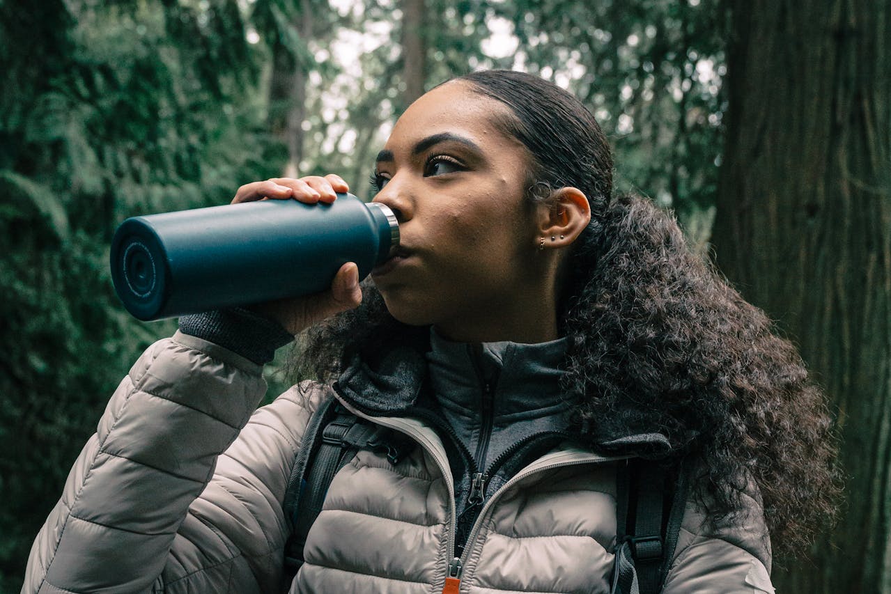 <p> Hydration is everything on the trail. Even on a cool day, your body needs water to keep going. Always bring more water than you think you’ll need—you don’t want to run out halfway through! Sip small amounts of water regularly instead of waiting until you feel thirsty. Equally important is keeping your energy levels up with the right snacks. Think high-protein, energy-boosting foods like trail mix, nuts, dried fruits, or energy bars. These snacks are easy to pack and give you the sustained fuel you need to power through your hike. For longer hikes, consider packing a sandwich or wrap. Keeping yourself hydrated and fueled will prevent fatigue and help you enjoy the hike to the fullest. </p> :: Pexels