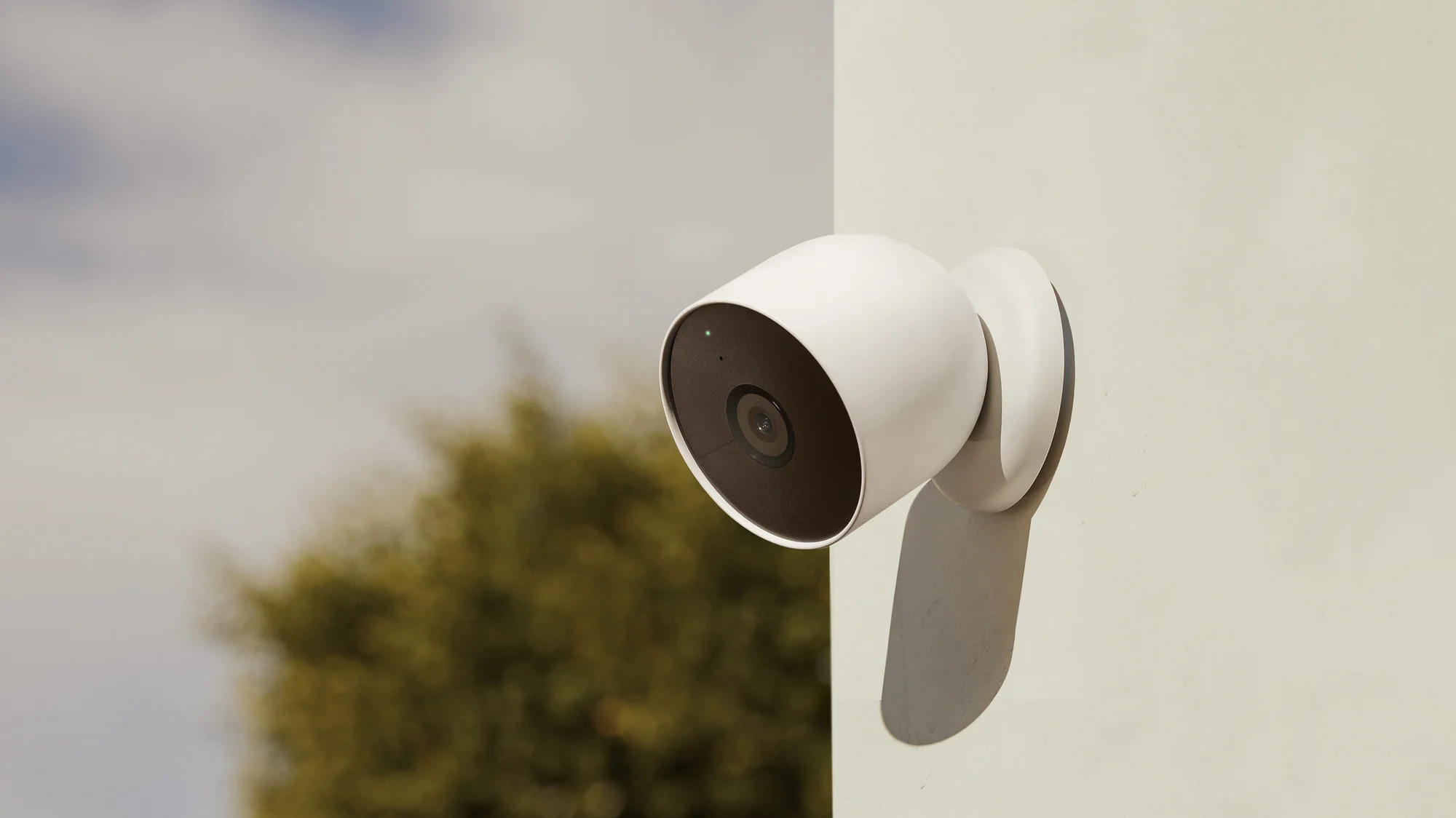 <p> The Google Nest Cam (Battery) is an excellent choice for those looking for a wire-free, hassle-free security solution. This camera offers a high-definition 1080p video feed, along with a wide 130-degree field of view. Its intelligent alerts can differentiate between people, animals, and vehicles, reducing the number of unnecessary notifications you receive. The battery-powered design allows for flexible placement, so you can easily install it anywhere outside your home. It also includes night vision, ensuring you can monitor your property after dark. The Nest Cam integrates seamlessly with other Google smart home devices, allowing you to control your security system with ease. </p> :: Google