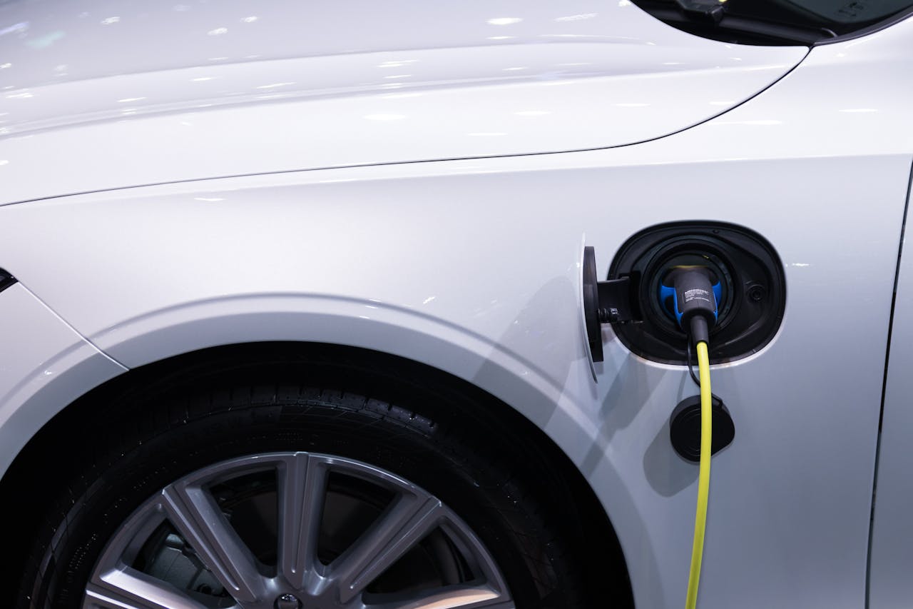 <p>The expansion of charging infrastructure has been essential for the growth of the EV market. Increased availability of public charging stations has alleviated range anxiety and supported longer journeys. Investment in fast-charging networks is particularly crucial for the widespread adoption of EVs.</p> ::Pexels