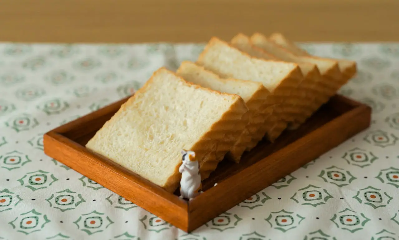 <p> White bread and other refined carbohydrates are stripped of their nutrients and fiber, causing rapid spikes in blood sugar levels. These foods can contribute to weight gain and increased cholesterol levels over time. Instead of white bread, choose whole-grain options like whole wheat bread, brown rice, or quinoa. Whole grains are packed with fiber, which helps lower cholesterol and supports digestive health. They also provide a steady source of energy without the sugar crashes associated with refined carbs. By incorporating whole grains into your meals, you can enjoy better heart health while satisfying your hunger. </p> :: Pexels