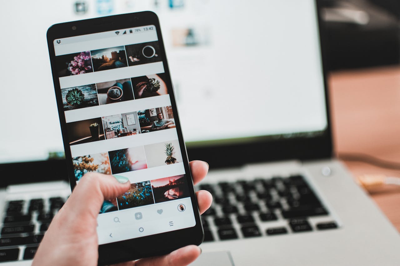 <p> Social media is a vital aspect of Gen Z’s daily routine. Many spend a considerable amount of time engaging with platforms like TikTok, Instagram, or Snapchat, using these channels to connect with friends and express themselves. This engagement often serves as both entertainment and a source of information. </p> :: Pexels