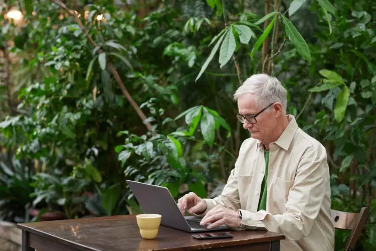 10 Steps to Work Remotely from Abroad After Retirement