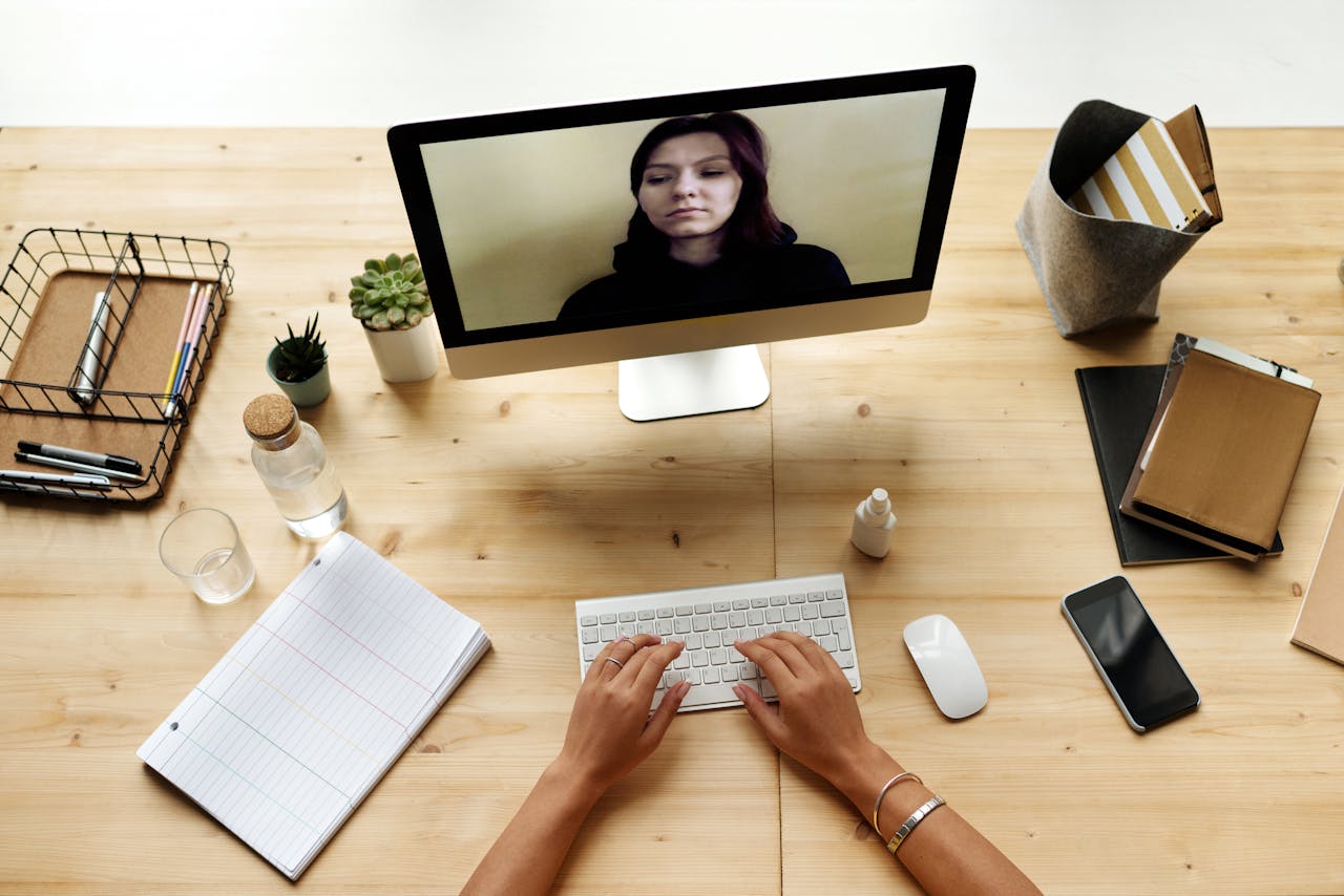 <p> The rise of remote work has shifted Gen Z’s perspective on where they want to live. Many are considering less expensive areas outside major cities, seeking homes with enough space for both living and working, thus expanding their options for homeownership. </p> :: Pexels