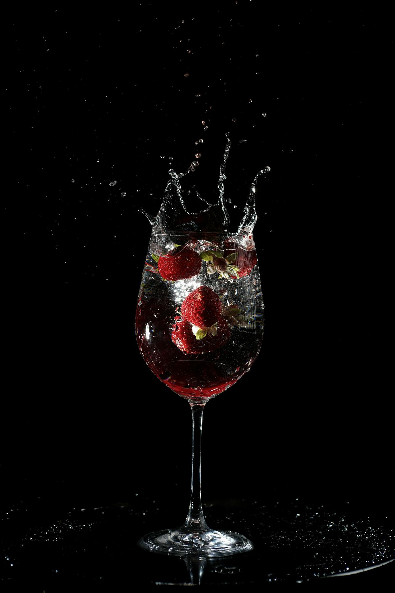 <ol> <li> In a mixing bowl, mash the mixed berries with honey and lemon juice until well combined. </li> <li> Fill a glass with ice and spoon the berry mixture over the ice. </li> <li> Top with sparkling water and stir gently. </li> <li> Garnish with fresh berries and mint leaves. </li> </ol> :: Pexels