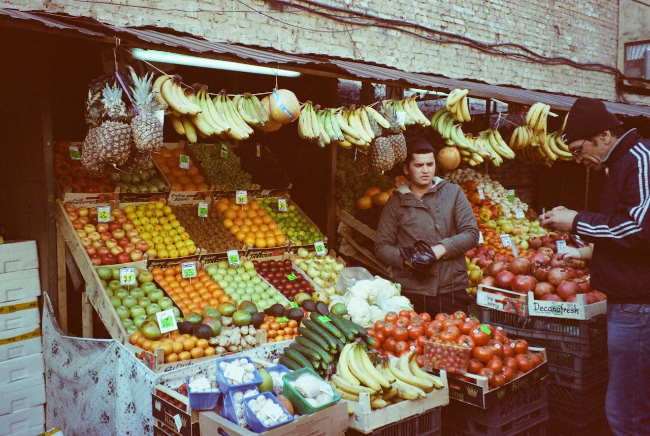 <p> Shopping for groceries today is an entirely different experience compared to the Baby Boomer era. Back then, grocery store cashiers manually entered prices and made change by hand. There were no barcodes or self-checkout systems, and the whole process took much longer than it does today. If you had a shopping list, it was handwritten and often didn’t have the benefit of an app to help you find products. The idea of using a smartphone to streamline grocery shopping would seem completely foreign to someone who grew up in the 50s and 60s. </p> :: Pexels