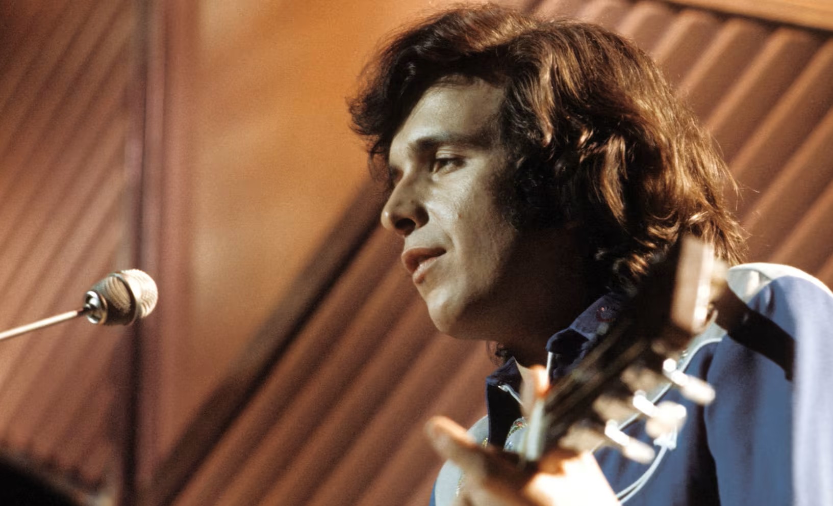 <p> If you were alive in 1971, you know exactly what "American Pie" by Don McLean means. This song is a poetic reflection on the turbulent times of the 60s and early 70s, wrapped up in a folksy, sing-along package. The line "The day the music died" still sends chills down the spine of anyone who remembers the tragic plane crash that took the lives of Buddy Holly, Ritchie Valens, and The Big Bopper. For Boomers, "American Pie" is a journey through the ups and downs of a generation, filled with cultural upheaval and change. Whether you were listening on the radio or singing along with friends, this song is a powerful reminder of the loss of innocence and the hope for better days ahead. </p> :: Pexels