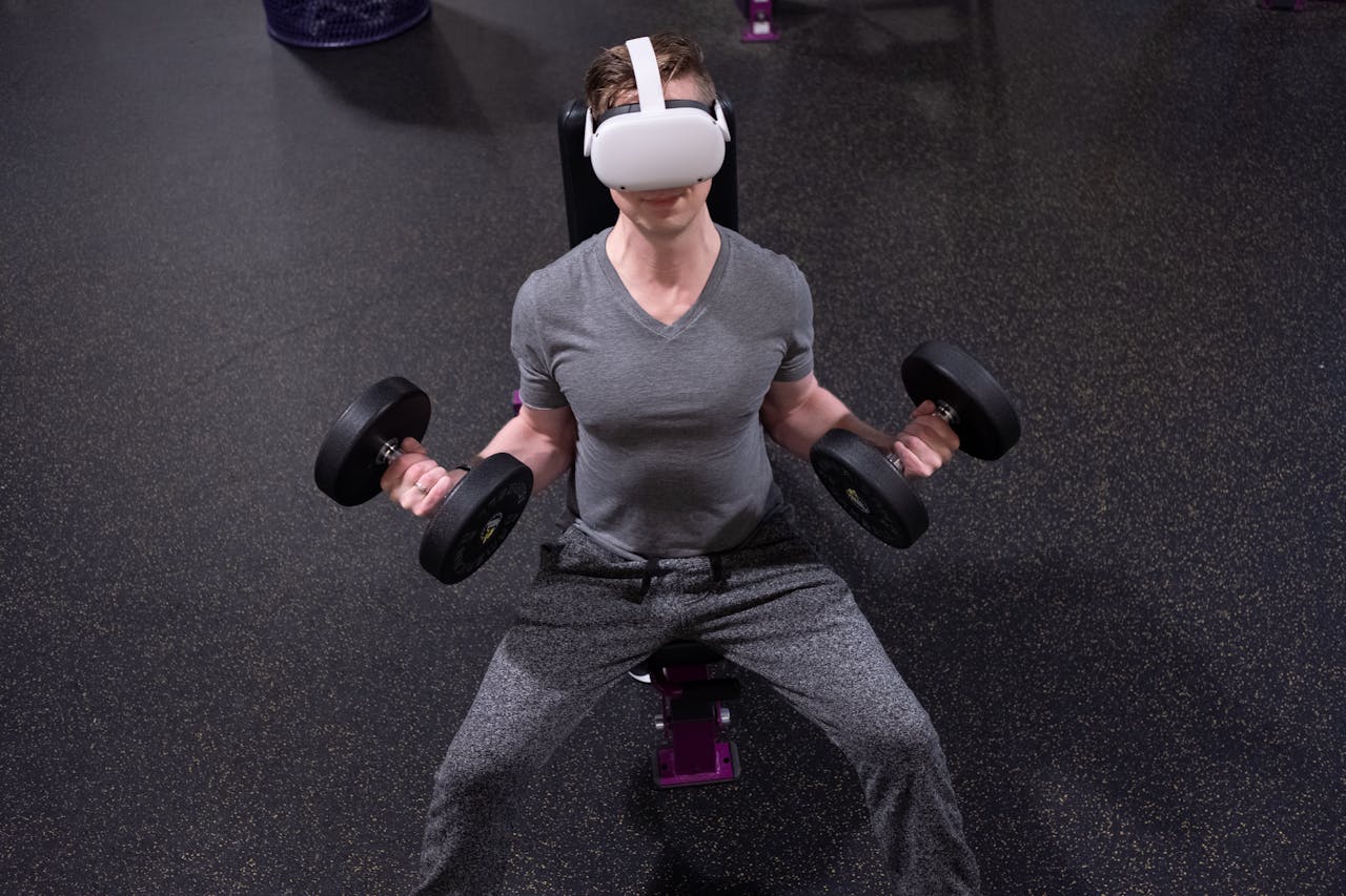 <p> The Oculus Quest 2 is a virtual reality headset that offers a completely new way to stay fit. With a variety of fitness games available, such as rhythm-based workouts, boxing, and dancing, the Oculus Quest 2 immerses you in virtual worlds where you can burn calories while having fun. The hand controllers let you interact with the environment, making each workout feel like an action-packed adventure. Whether you’re smashing targets or dancing to the beat, the Oculus Quest 2 turns exercise into a thrilling game that’s hard to put down. It’s a fantastic way to make fitness feel like play while getting an excellent workout. The Oculus Quest 2 takes fitness to a whole new level by blending gaming and exercise. Virtual reality workouts are designed to be fun and engaging, allowing you to forget that you’re working out. The interactive nature of the games means you’re constantly moving, whether you're boxing, dancing, or even participating in virtual sports. The immersive experience of VR adds a layer of excitement to your fitness routine, making it feel more like a game than a workout. </p> :: Pexels