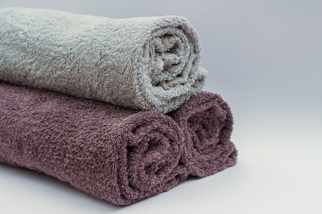 <p> Towels are essential for hygiene, but they can also harbor bacteria, mold, and mildew if they aren’t replaced regularly. Older towels lose their softness, absorbency, and effectiveness. For better skin health and hygiene, replace your bath towels every 2 years. If they start to feel rough or don’t dry you as effectively, it’s time to toss them. Regularly washing your towels and allowing them to dry thoroughly between uses will also help reduce bacteria buildup. </p> :: Pexels