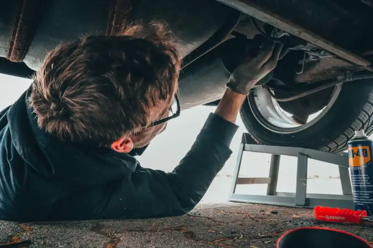 10 DIY Car Maintenance Tips to Save You Hundreds