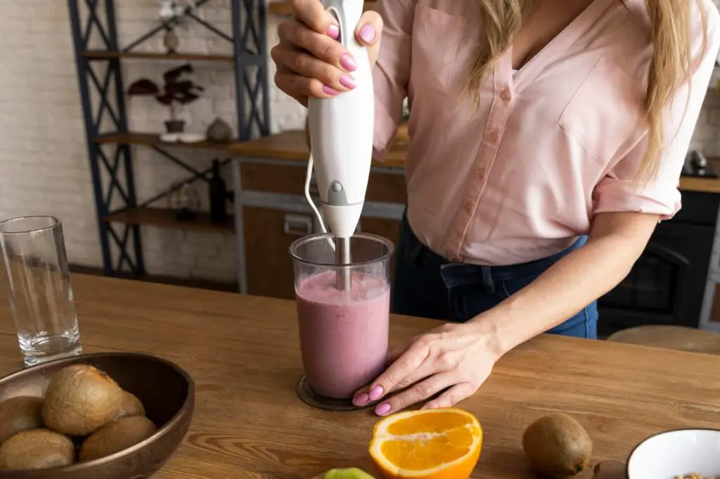 <p> If you haven’t yet added an immersion blender to your kitchen arsenal, now is the time. This handheld blender allows you to blend, purée, and emulsify directly in the pot or bowl, saving you the hassle of transferring ingredients to a separate blender. Whether you're making soups, smoothies, sauces, or whipped cream, an immersion blender can create smooth textures in seconds. Unlike traditional blenders, immersion blenders are easy to store, easy to clean, and compact enough to take up very little space in your kitchen. For home chefs who love making creamy soups or smoothies, this gadget is a game-changer that will make your cooking much more efficient. </p> :: Pexels