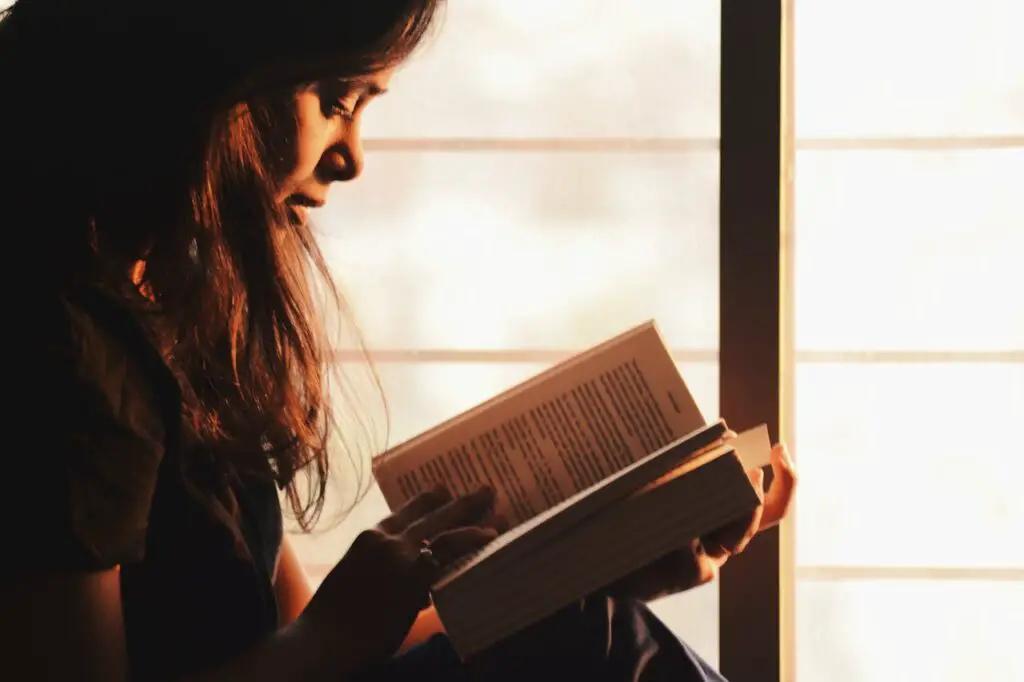 <p> Reading stimulates the brain by expanding vocabulary, improving comprehension, and strengthening neural connections. Whether fiction or non-fiction, reading engages the mind, enhances focus, and fosters critical thinking skills. Make reading a daily habit to keep your brain sharp. </p> :: Pexels